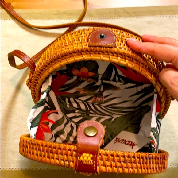 Hand bag - Picture 2 of 3